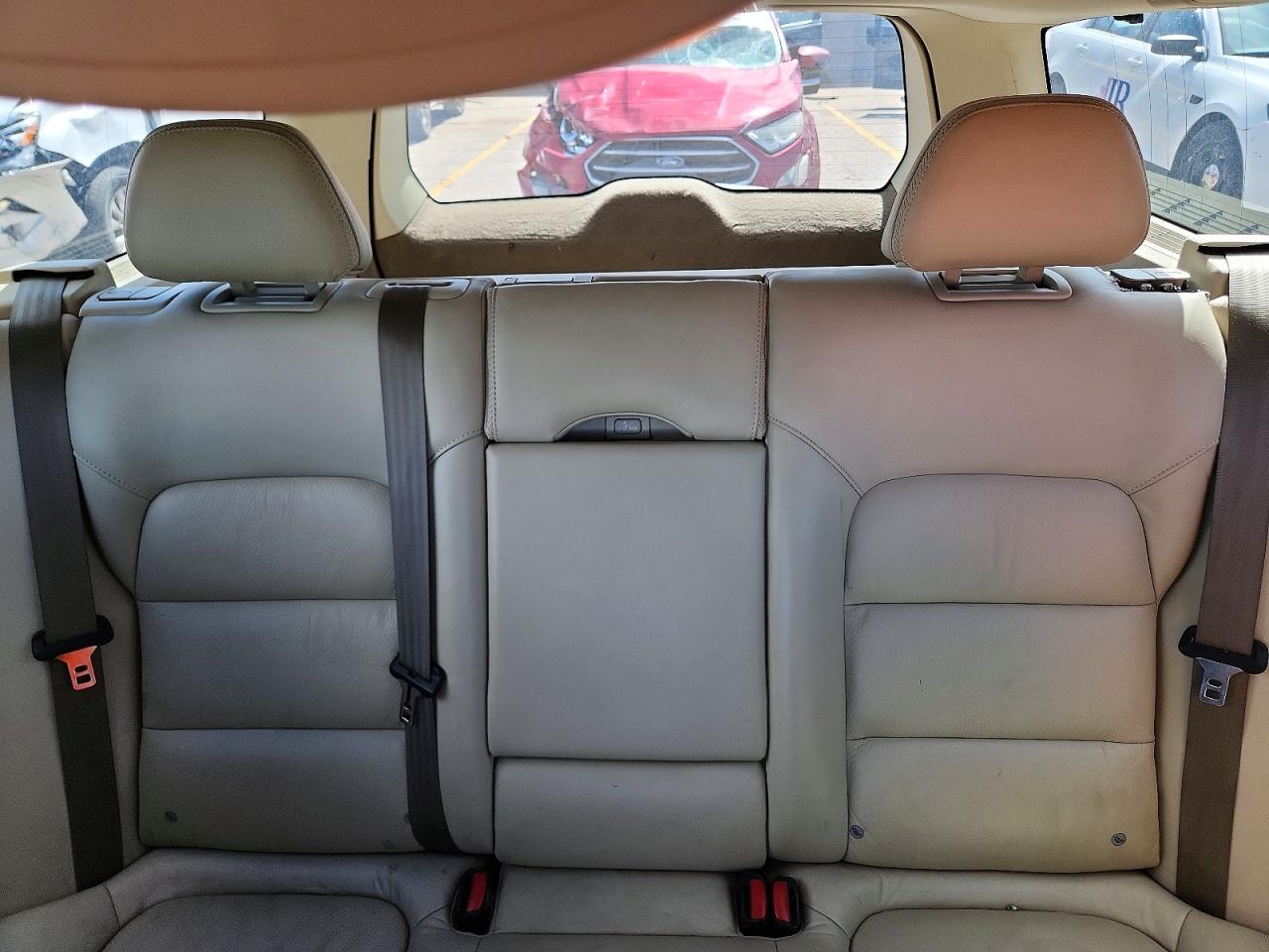 2013 Volvo Xc70 3.2 White vin: YV4952BL9D1163450