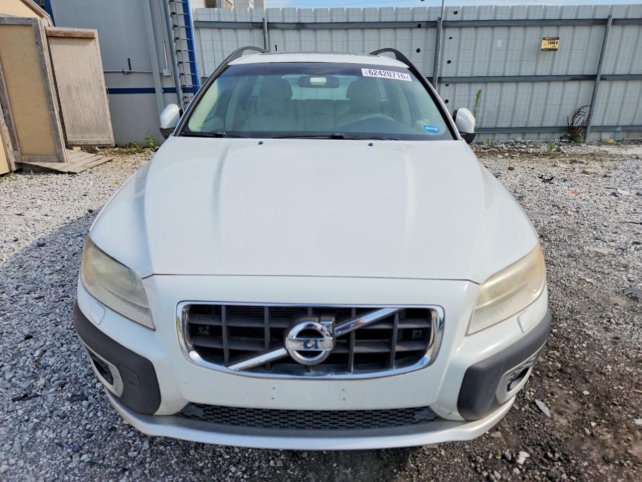 2011 Volvo Xc70 3.2 White vin: YV4952BZ1B1094951