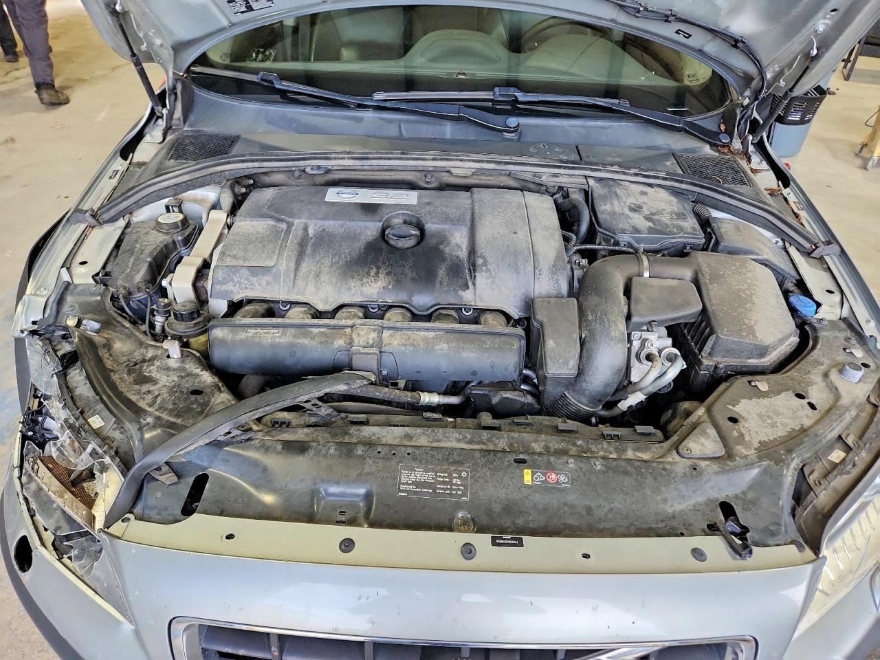 2013 Volvo Xc70 3.2 Silver vin: YV4952BZ2D1155310