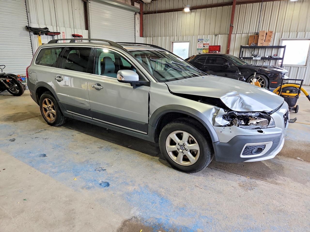 2013 Volvo Xc70 3.2 Silver vin: YV4952BZ2D1155310