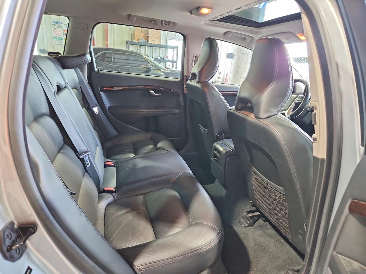 2013 Volvo Xc70 3.2 Silver vin: YV4952BZ2D1155310