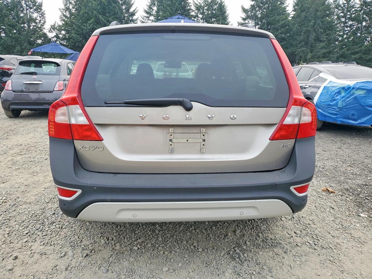 2013 Volvo Xc70 3.2 Cream vin: YV4952BZ4D1169385