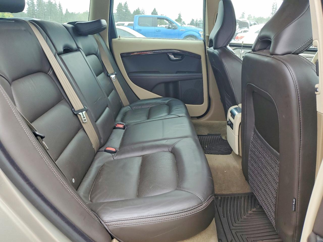 2013 Volvo Xc70 3.2 Cream vin: YV4952BZ4D1169385