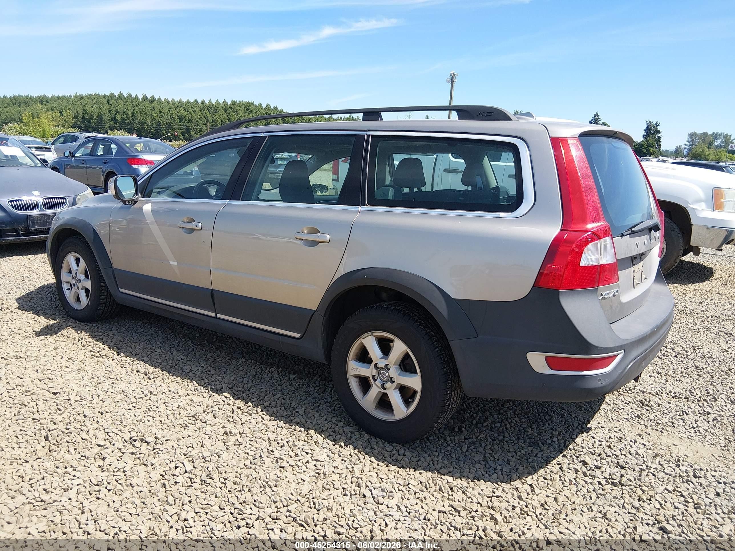 2012 Volvo Xc70 3.2/3.2 Platinum/3.2 Premier/3.2 Premier Plus Champagne vin: YV4952BZ7C1119112