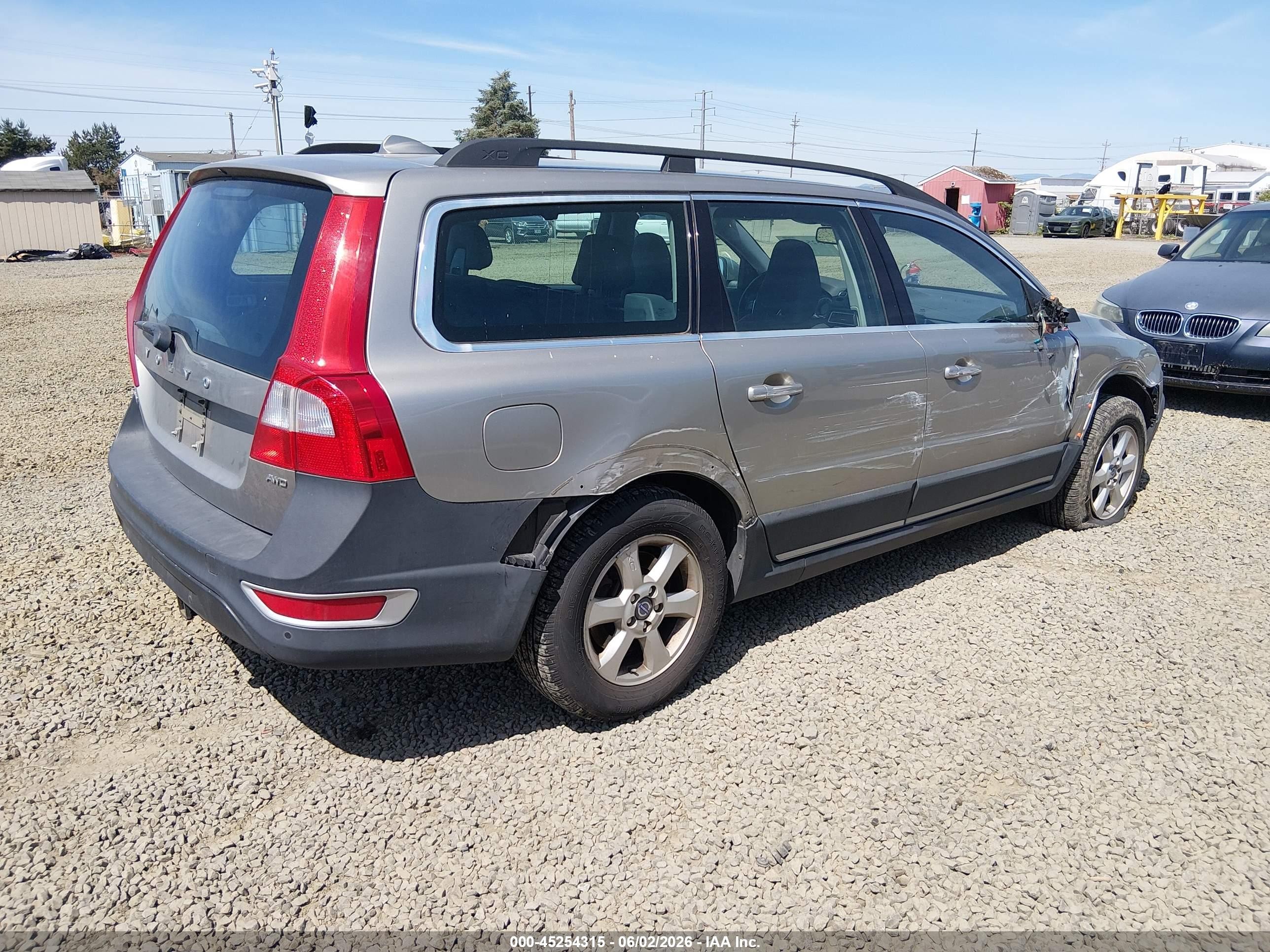 2012 Volvo Xc70 3.2/3.2 Platinum/3.2 Premier/3.2 Premier Plus Champagne vin: YV4952BZ7C1119112