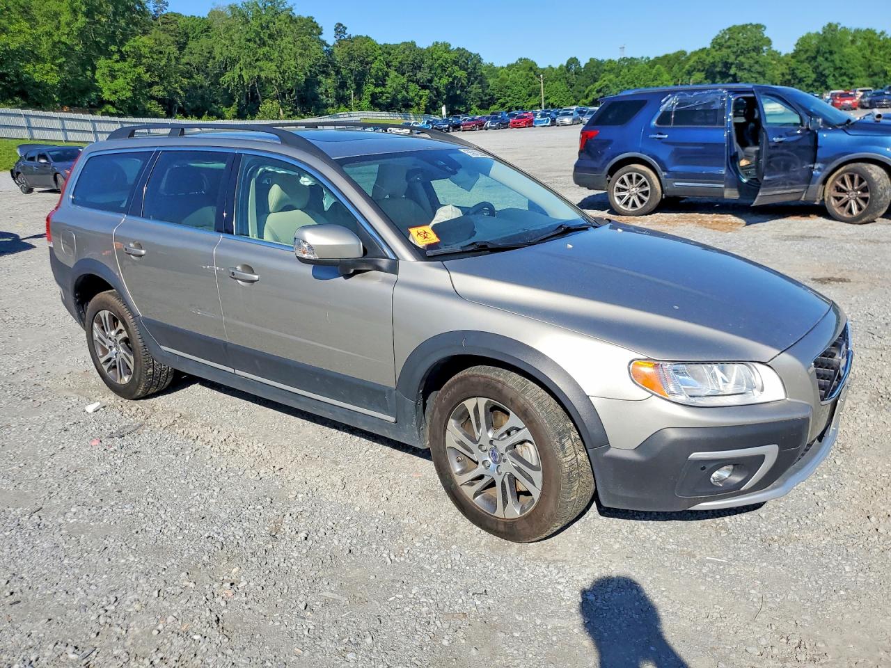 2014 Volvo Xc70 3.2 Beige vin: YV4952BZ7E1185193