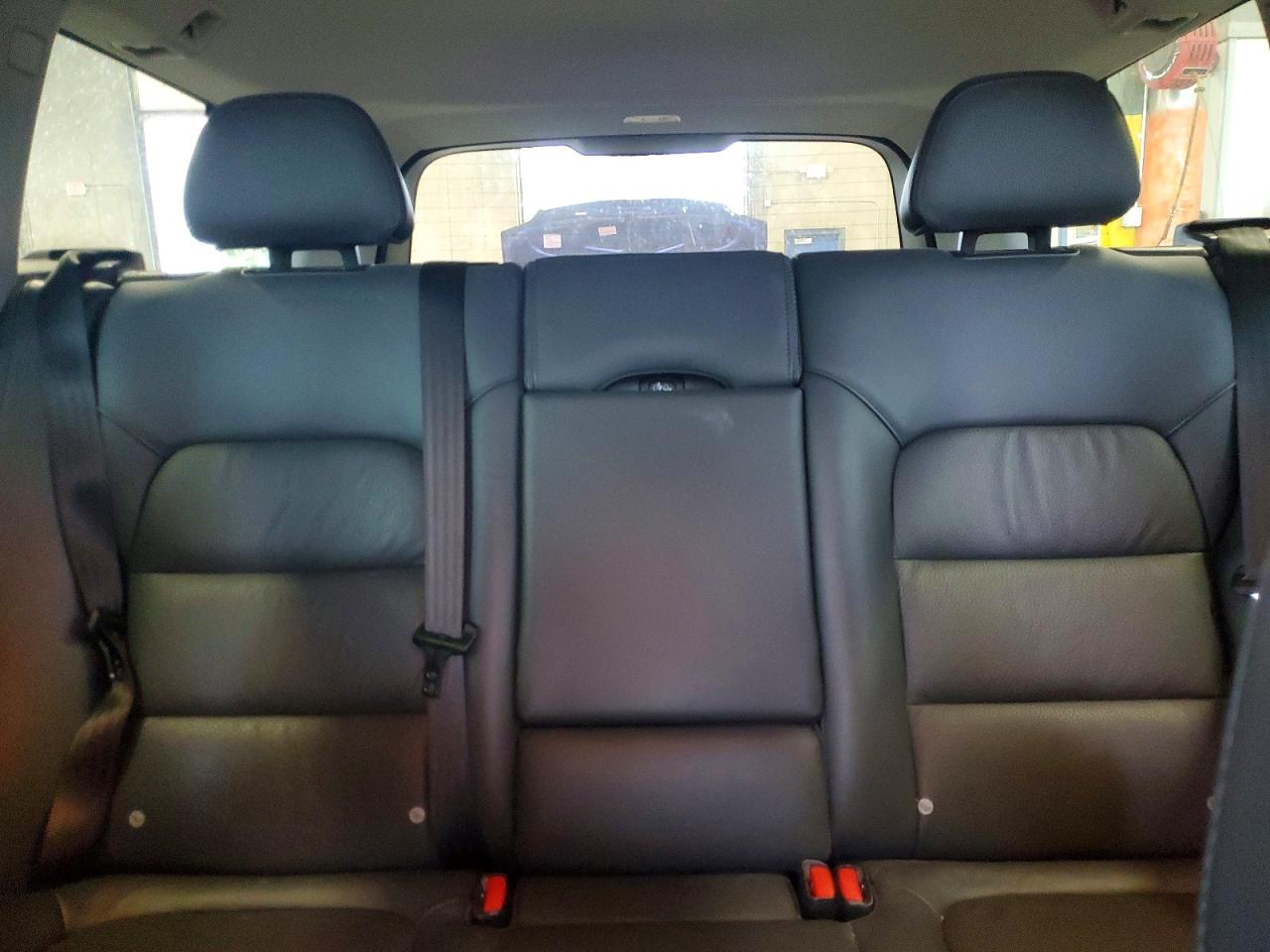 2013 Volvo Xc70 3.2 Red vin: YV4952BZ8D1164447