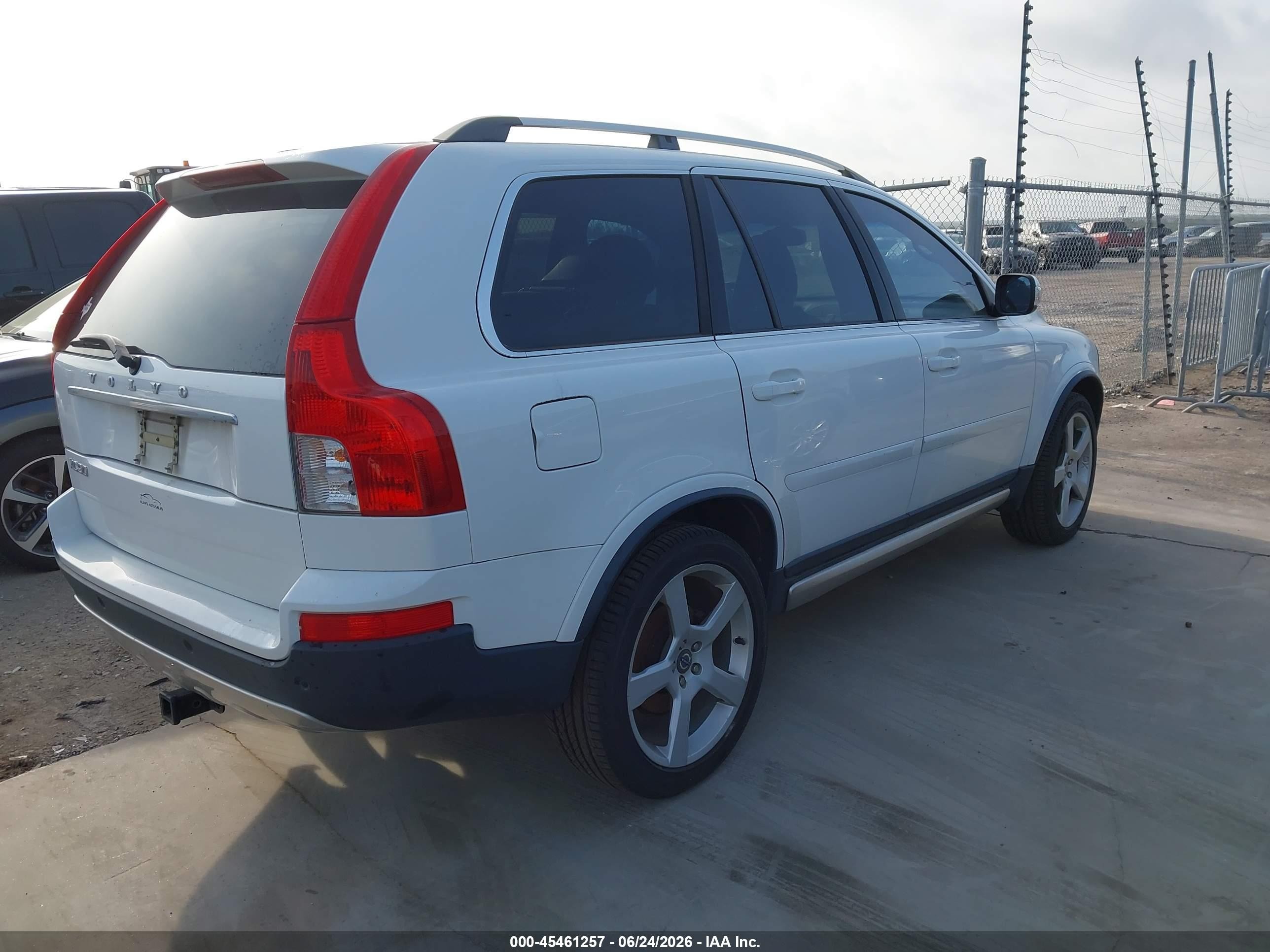 2012 Volvo Xc90 3.2 R-design White vin: YV4952CF2C1615794