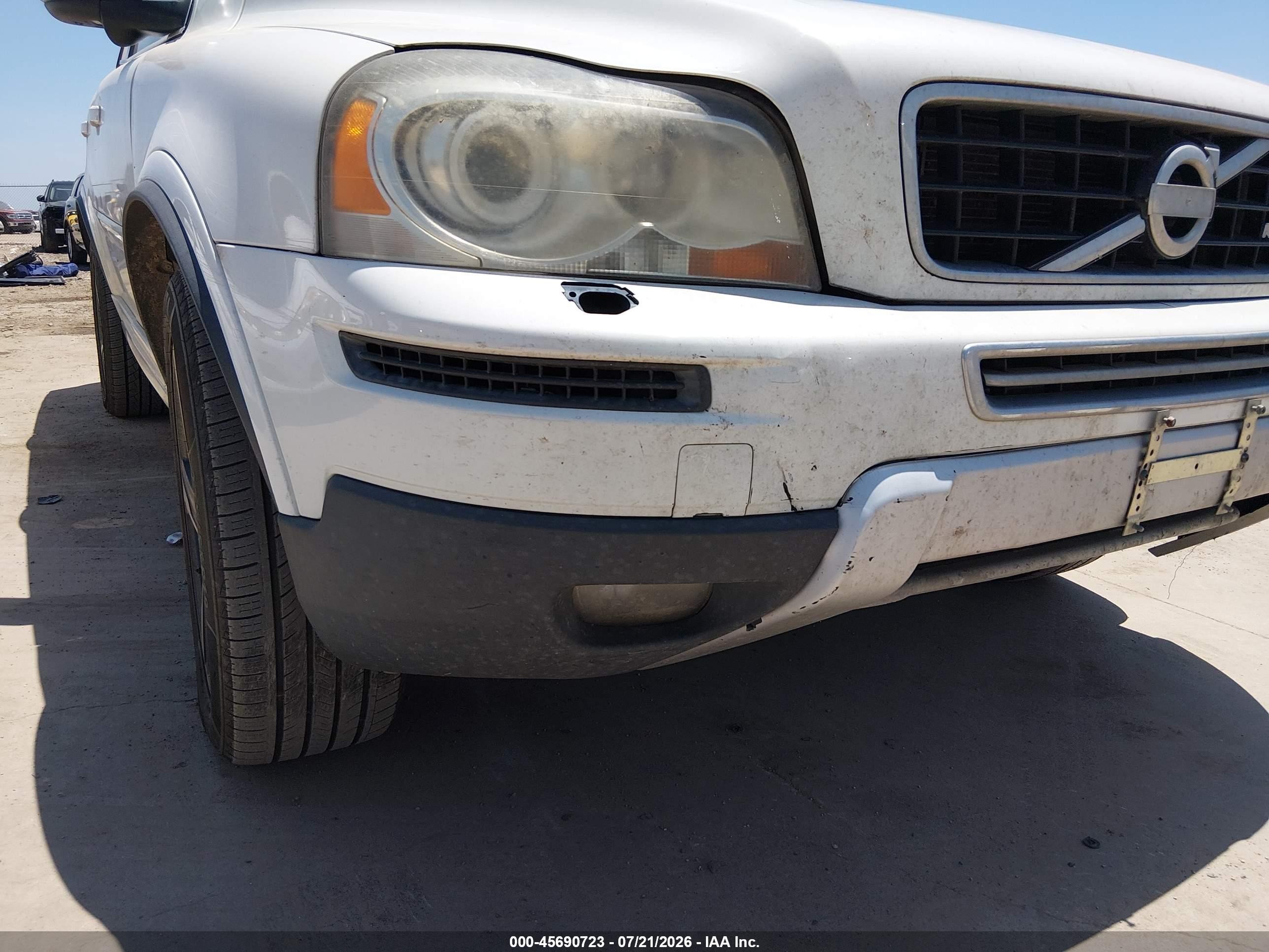 2013 Volvo Xc90 3.2 R-design/3.2 R-design Platinum/3.2 R-design Premier Plus White vin: YV4952CFXD1629413