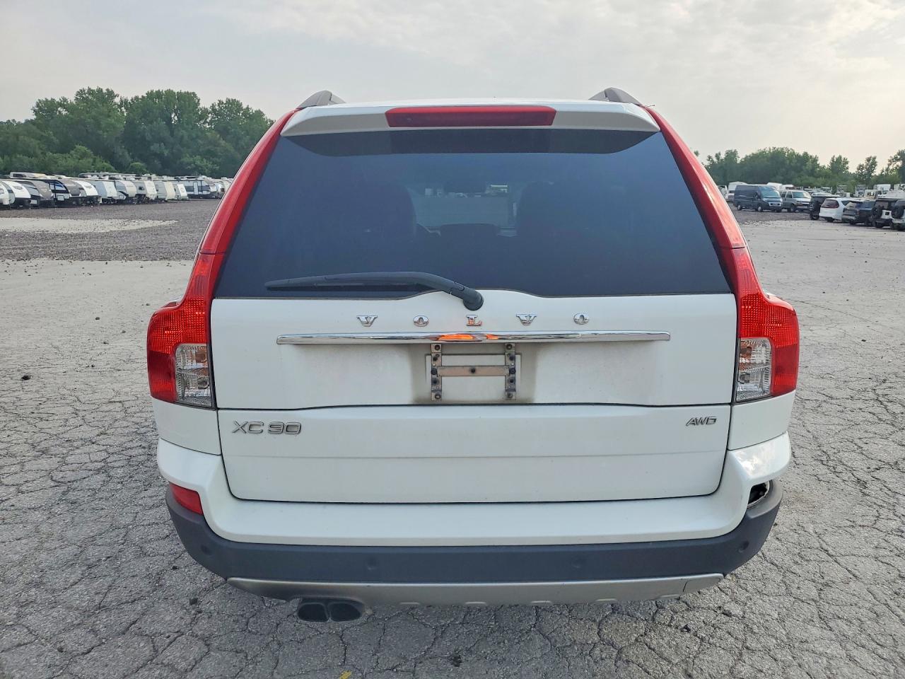 2011 Volvo Xc90 R Design White vin: YV4952CT1B1592013