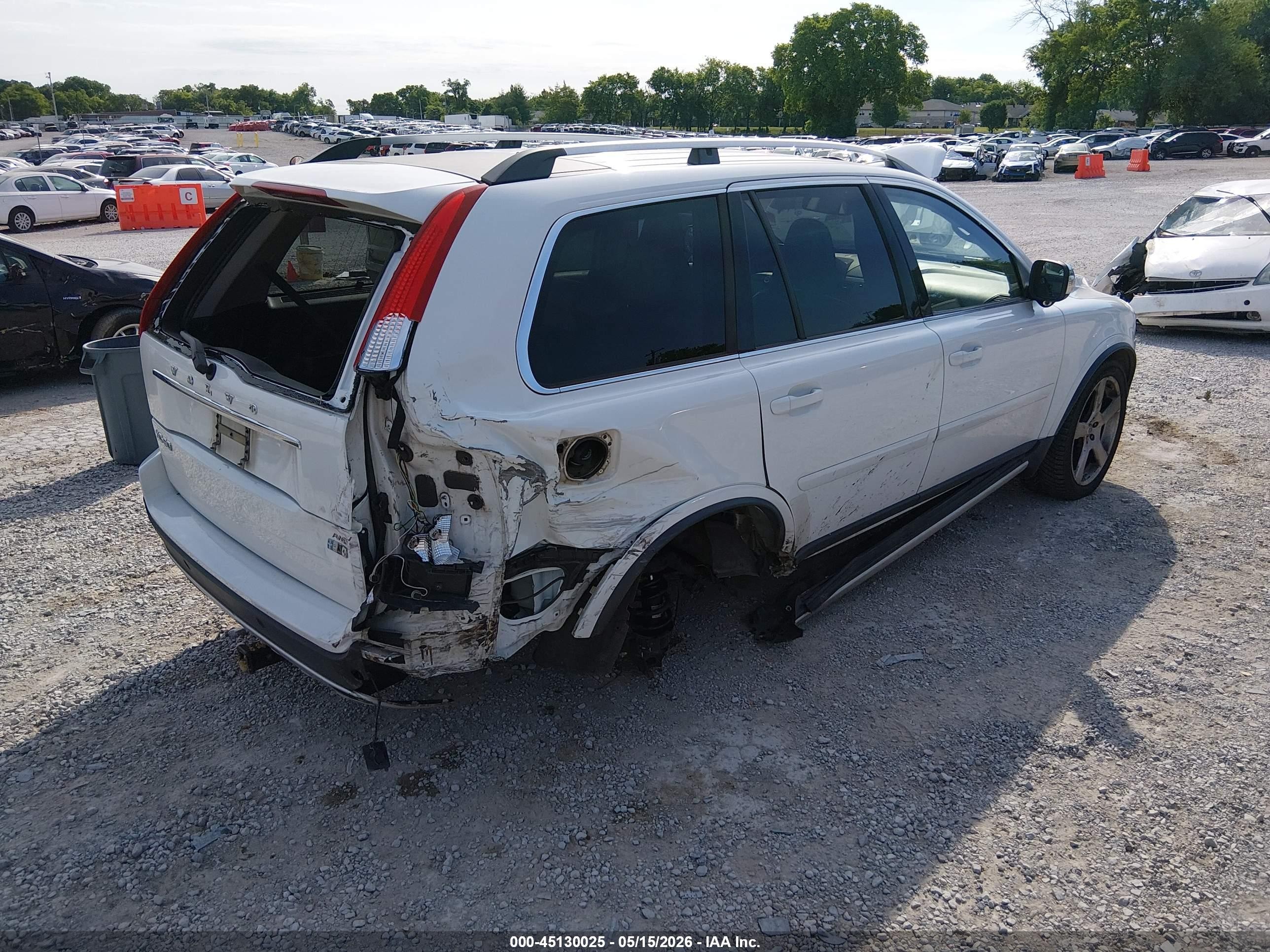 2012 Volvo Xc90 3.2 R-design/3.2 R-design Platinum/3.2 R-design Premier Plus White vin: YV4952CT9C1615183