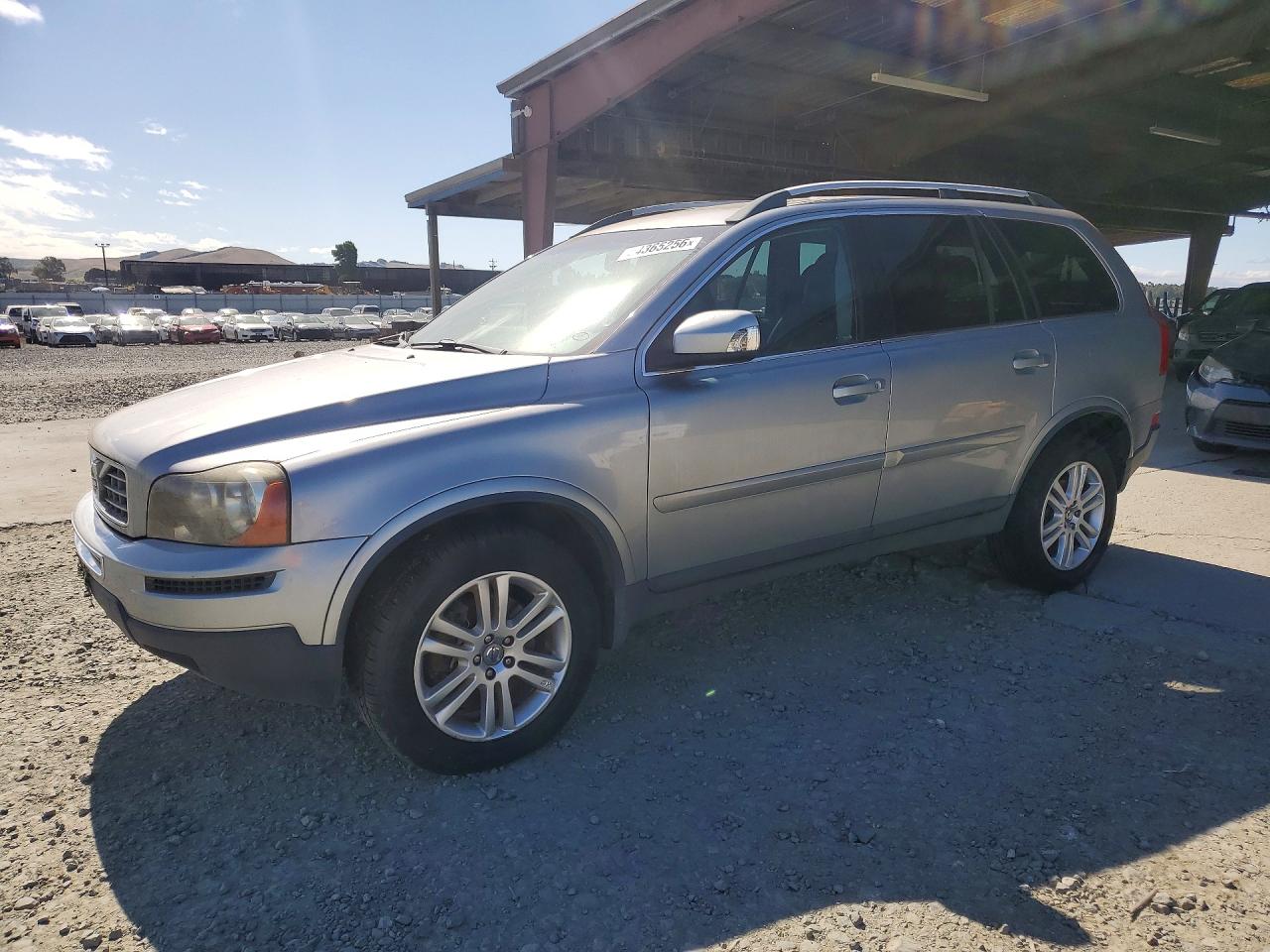 YV4952CY4B1586105