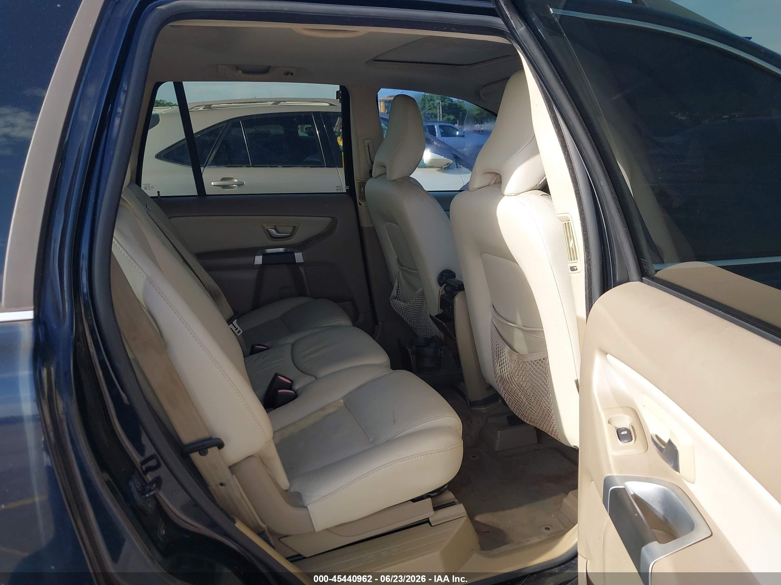 2011 Volvo Xc90 3.2 Black vin: YV4952CY4B1604134