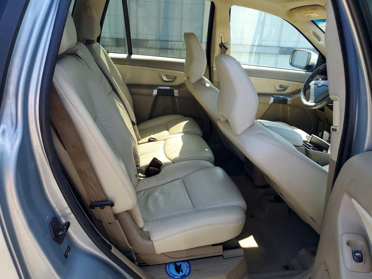 2014 Volvo Xc90 3.2 Silver vin: YV4952CY5E1689408