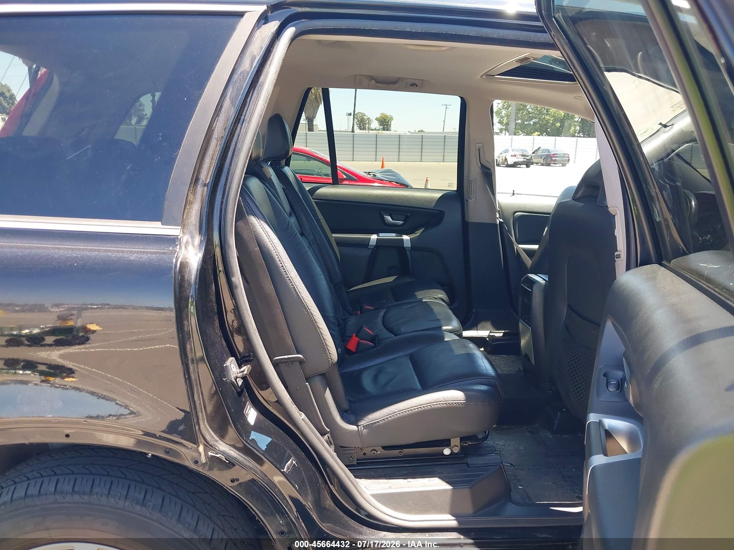 2013 Volvo Xc90 3.2/3.2 Platinum/3.2 Premier Plus Black vin: YV4952CY6D1668713