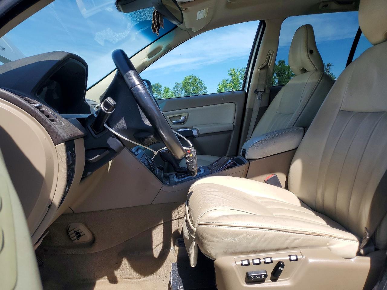 2013 Volvo Xc90 3.2 Серебряный vin: YV4952CY8D1661973