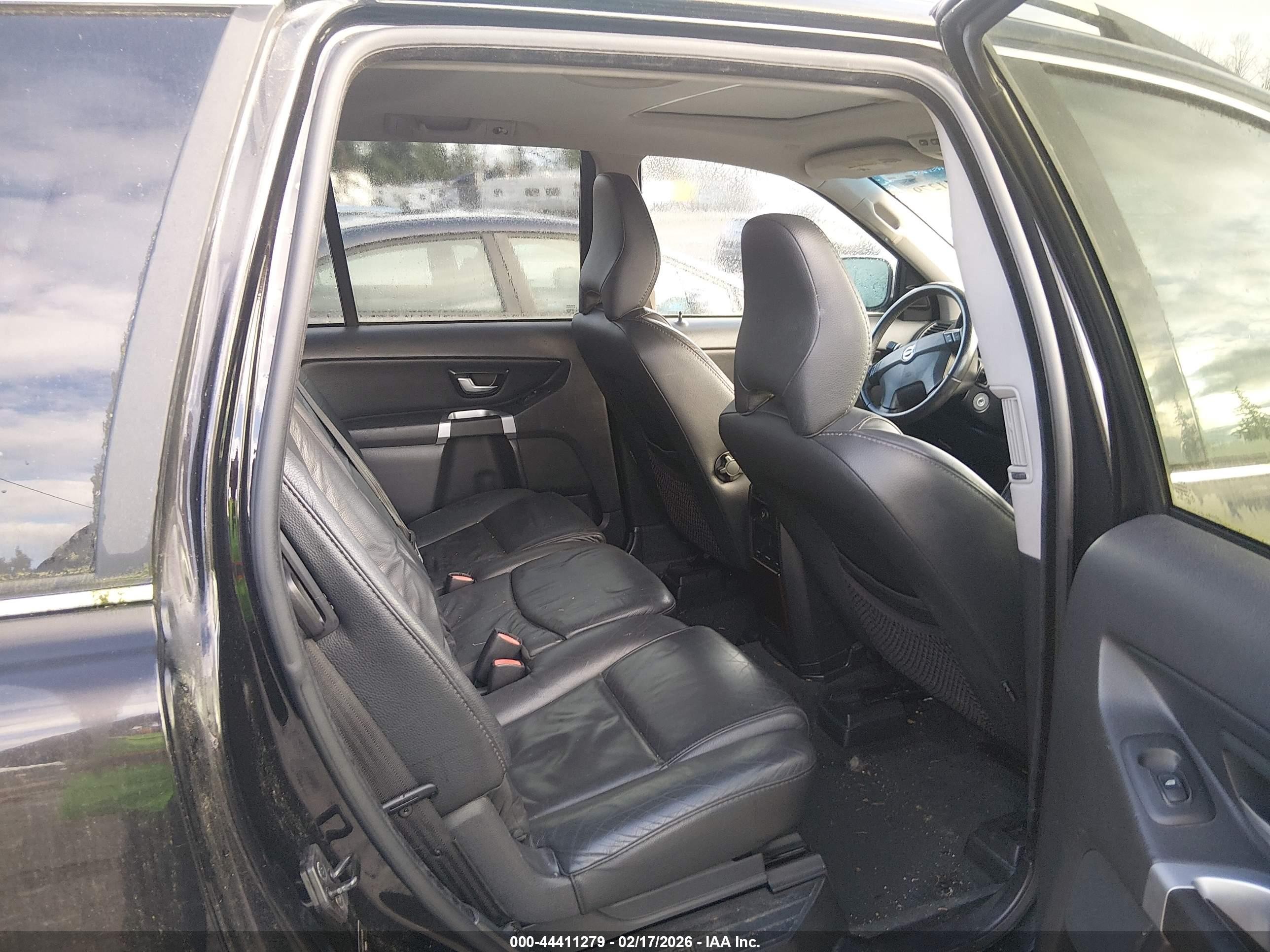 2012 Volvo Xc90 3.2 Platinum Черный vin: YV4952CYXC1618282