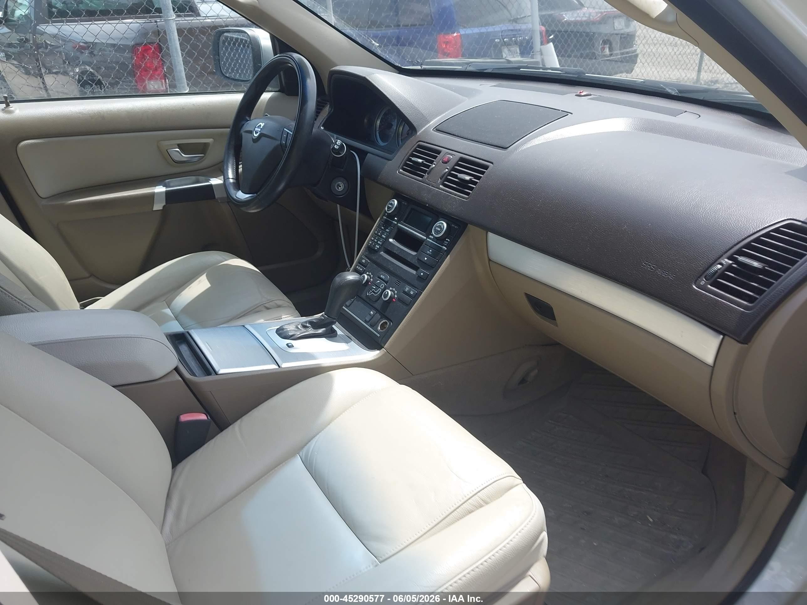 2013 Volvo Xc90 3.2/3.2 Platinum/3.2 Premier Plus White vin: YV4952CYXD1665054