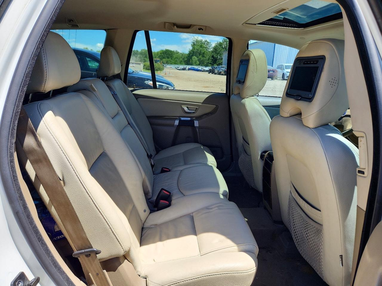 2011 Volvo Xc90 3.2 White vin: YV4952CZ2B1587021