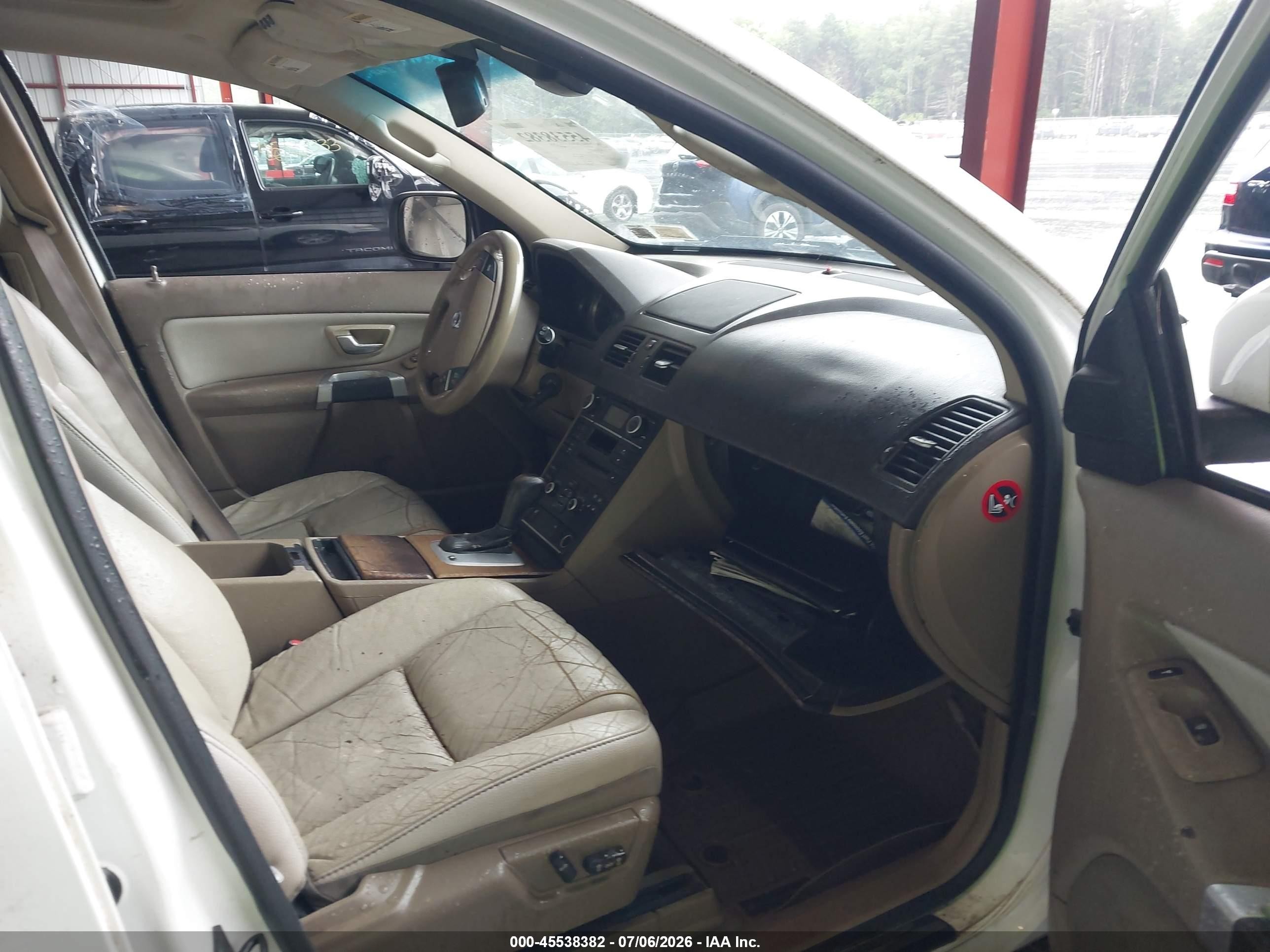2012 Volvo Xc90 3.2/3.2 Platinum/3.2 Premier Plus White vin: YV4952CZ3C1609917
