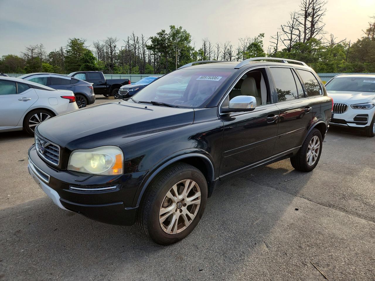 YV4952CZ3D1641879