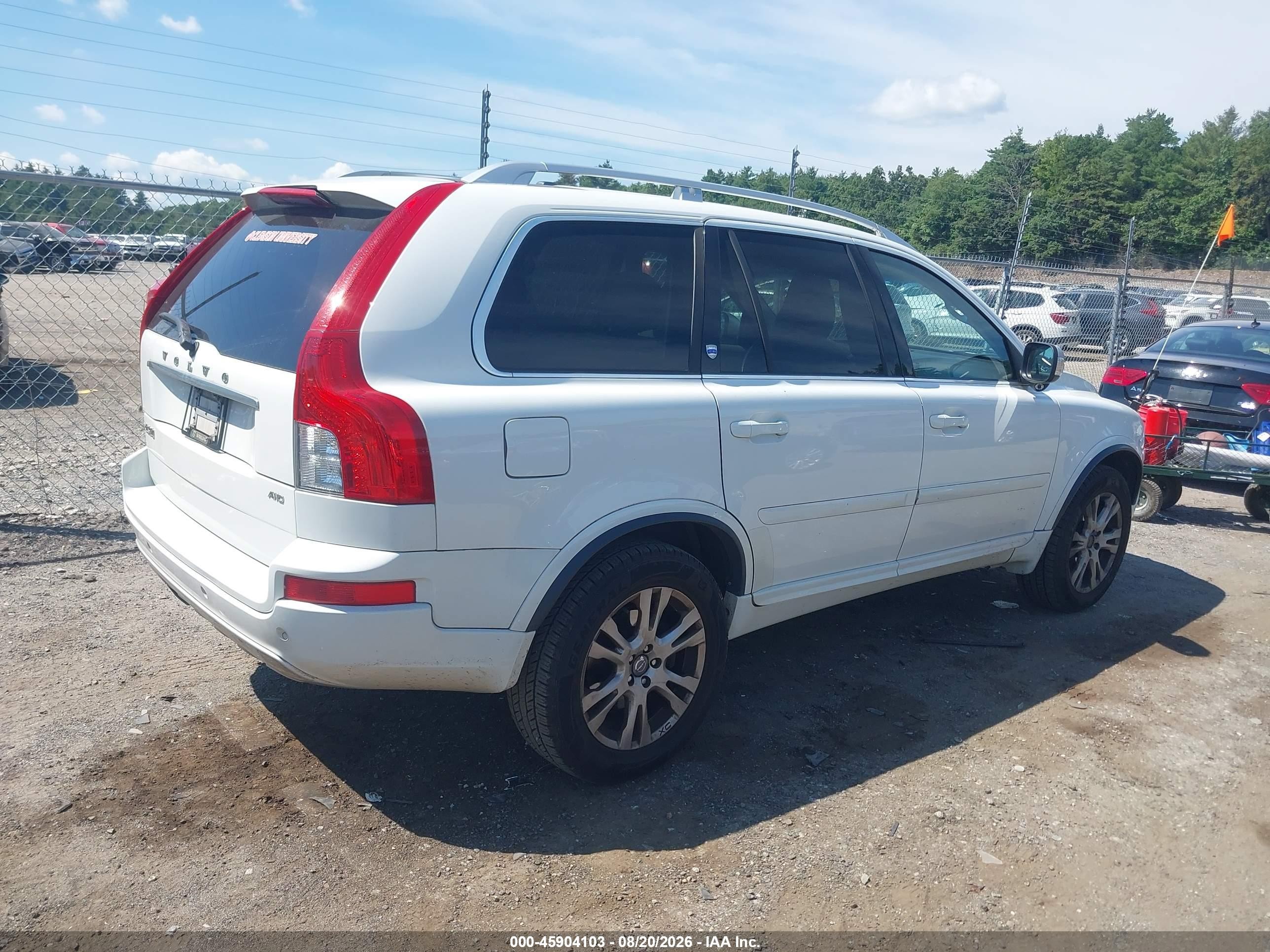 2014 Volvo Xc90 3.2 Platinum White vin: YV4952CZ3E1699430