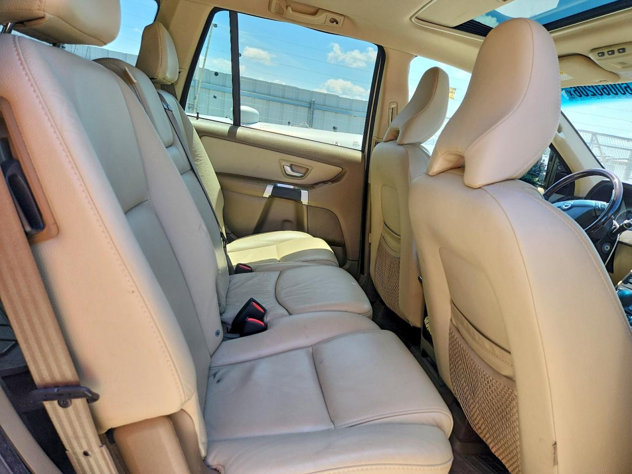 2011 Volvo Xc90 3.2 White vin: YV4952CZ4B1593371