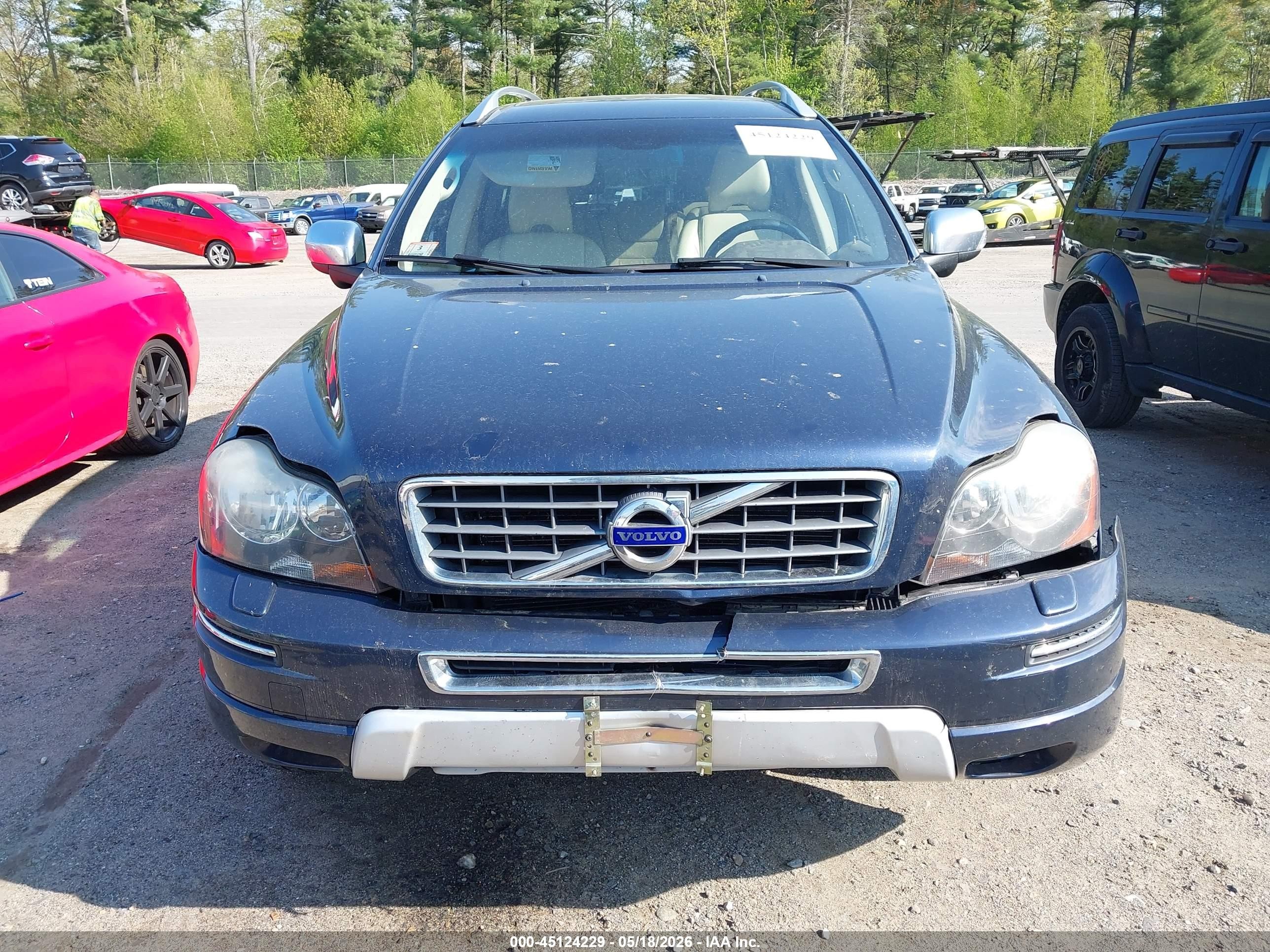 2014 Volvo Xc90   Blue vin: YV4952CZ5E1687652