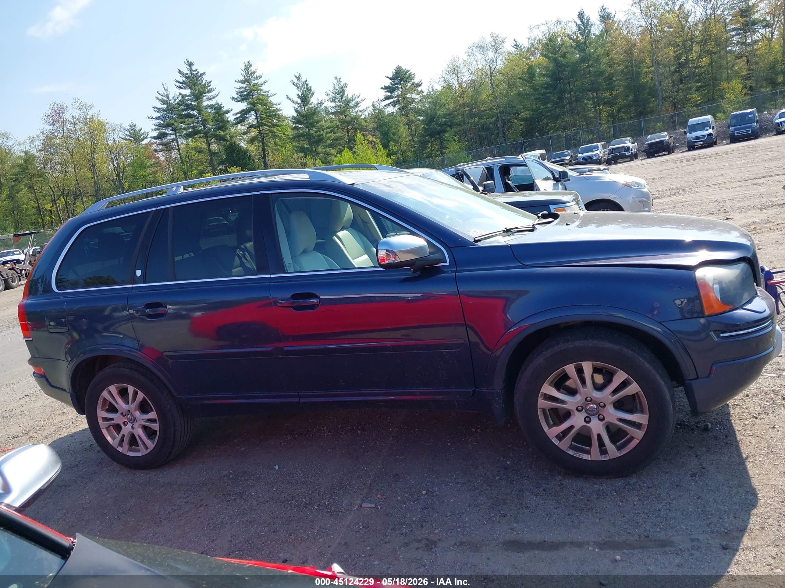 2014 Volvo Xc90   Blue vin: YV4952CZ5E1687652