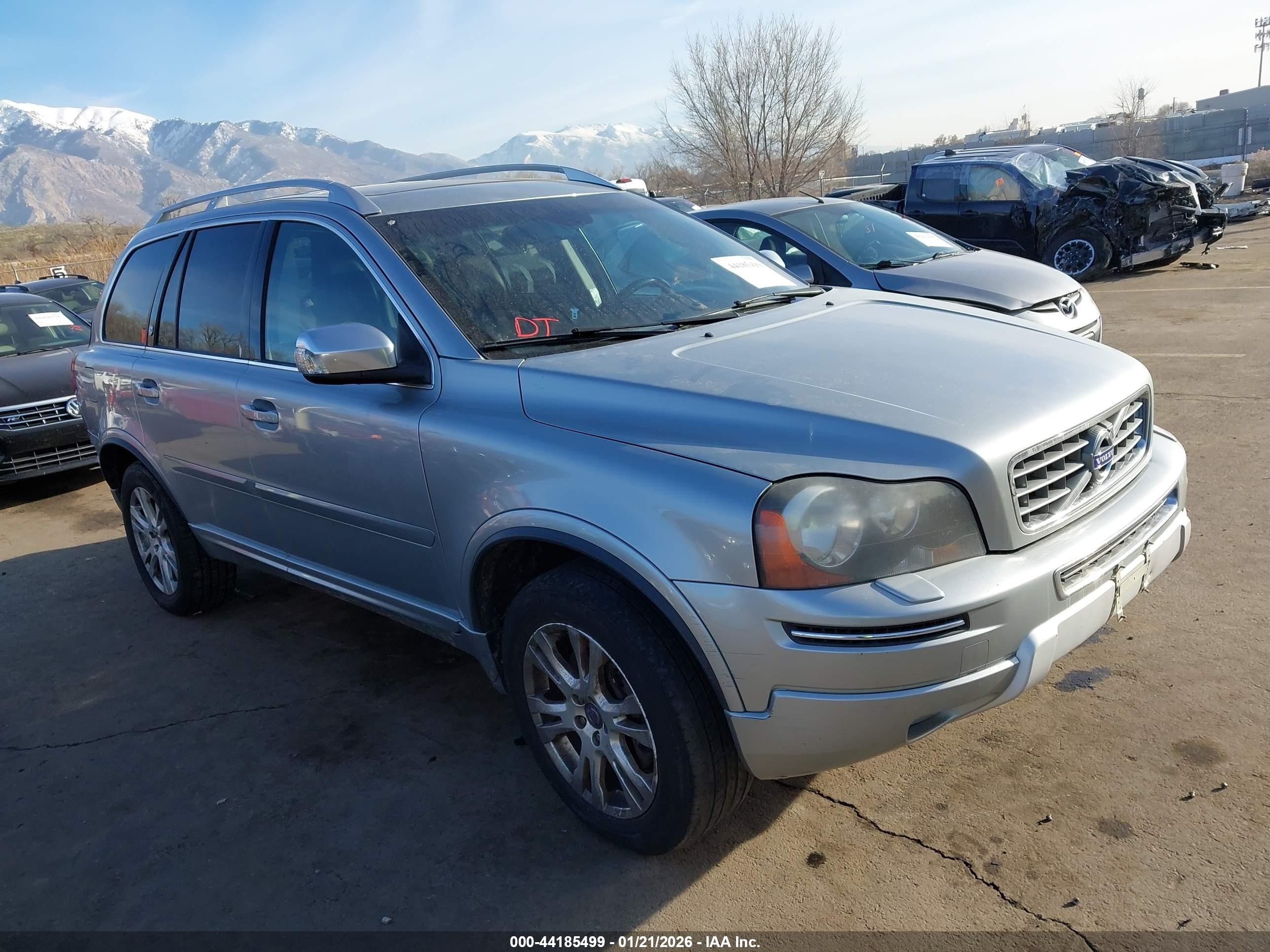 YV4952CZ6E1682251
