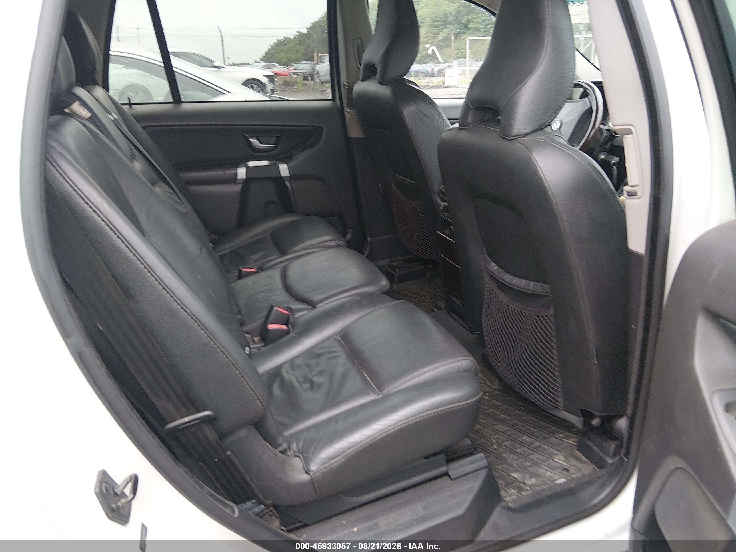 2012 Volvo Xc90 3.2 Platinum White vin: YV4952CZ9C1618072