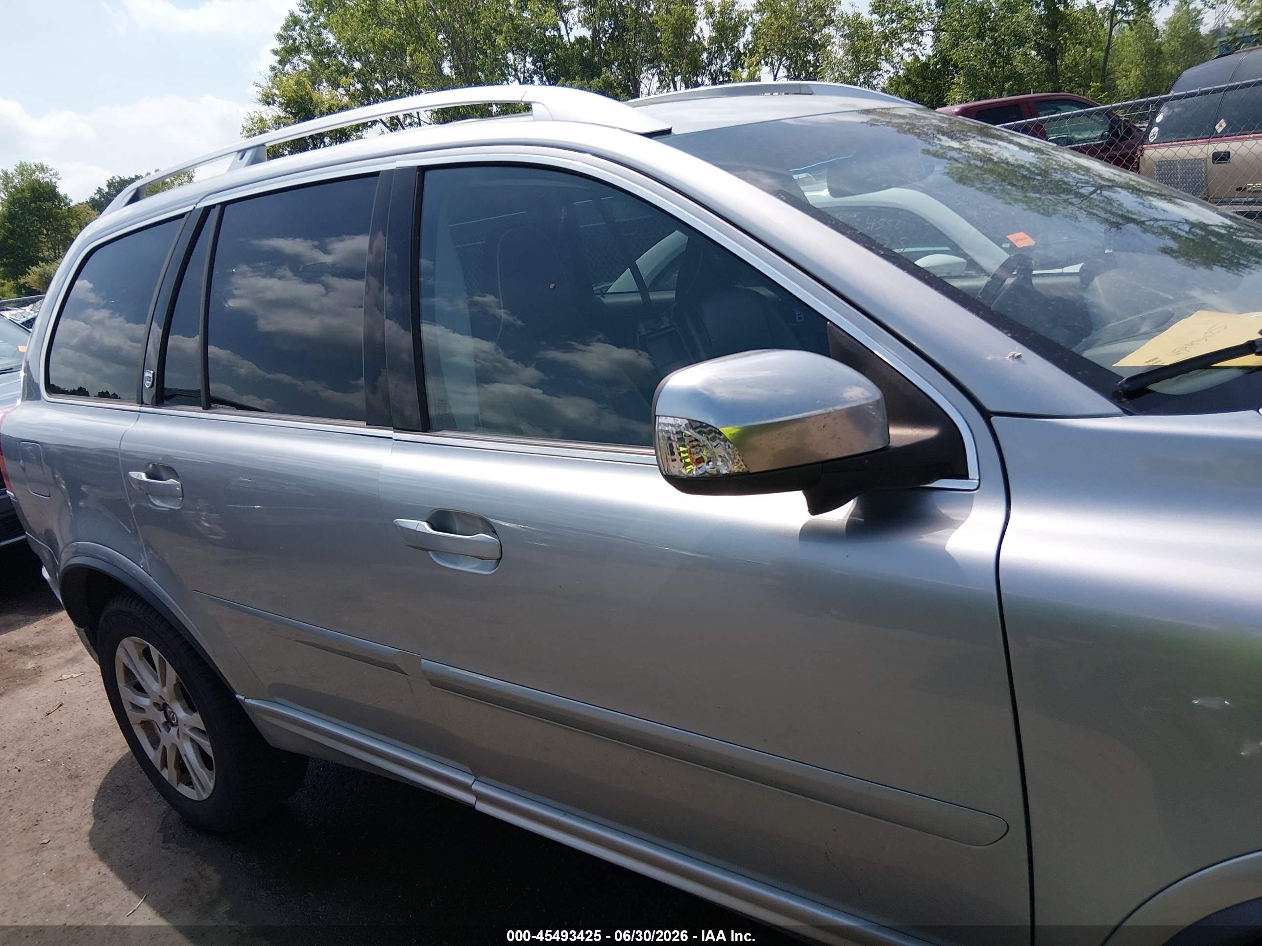 2014 Volvo Xc90 3.2 Platinum Silver vin: YV4952CZ9E1689680