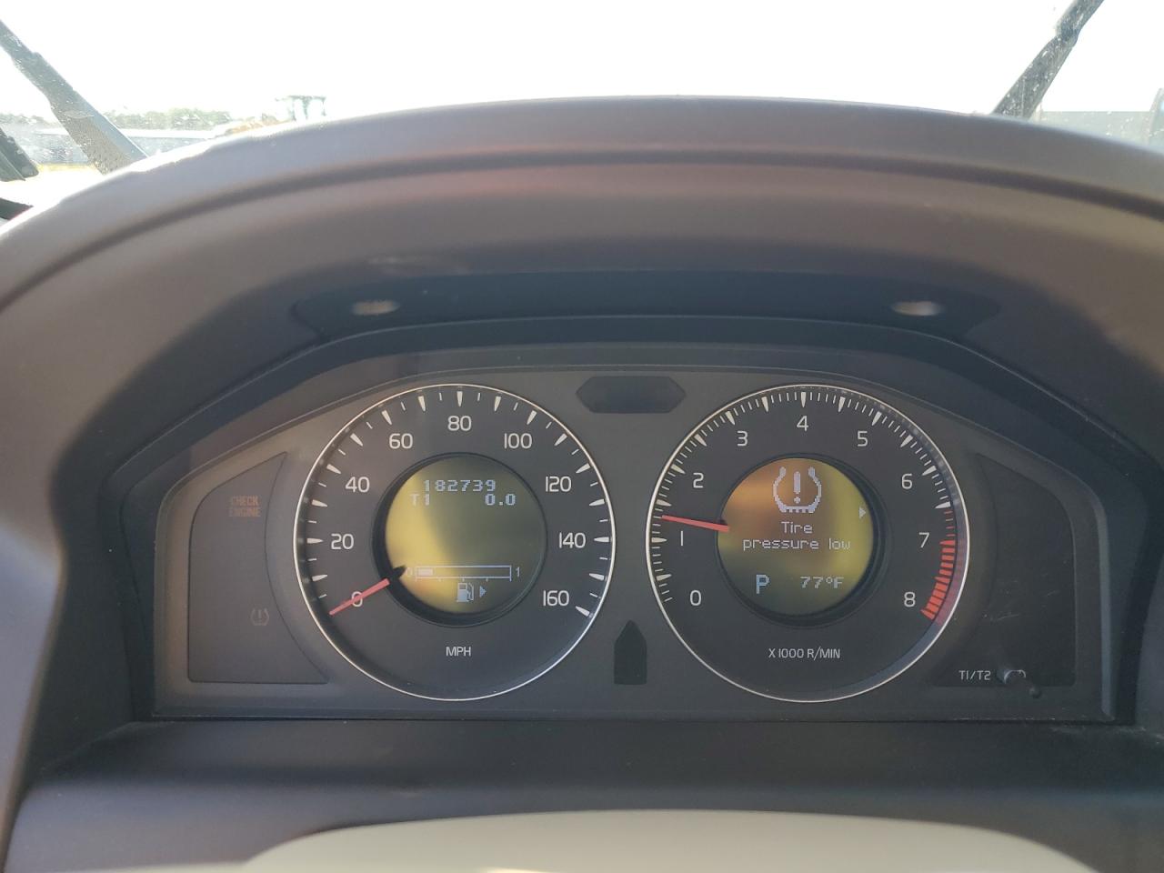 2011 Volvo Xc60 3.2 Burgundy vin: YV4952DL0B2165625