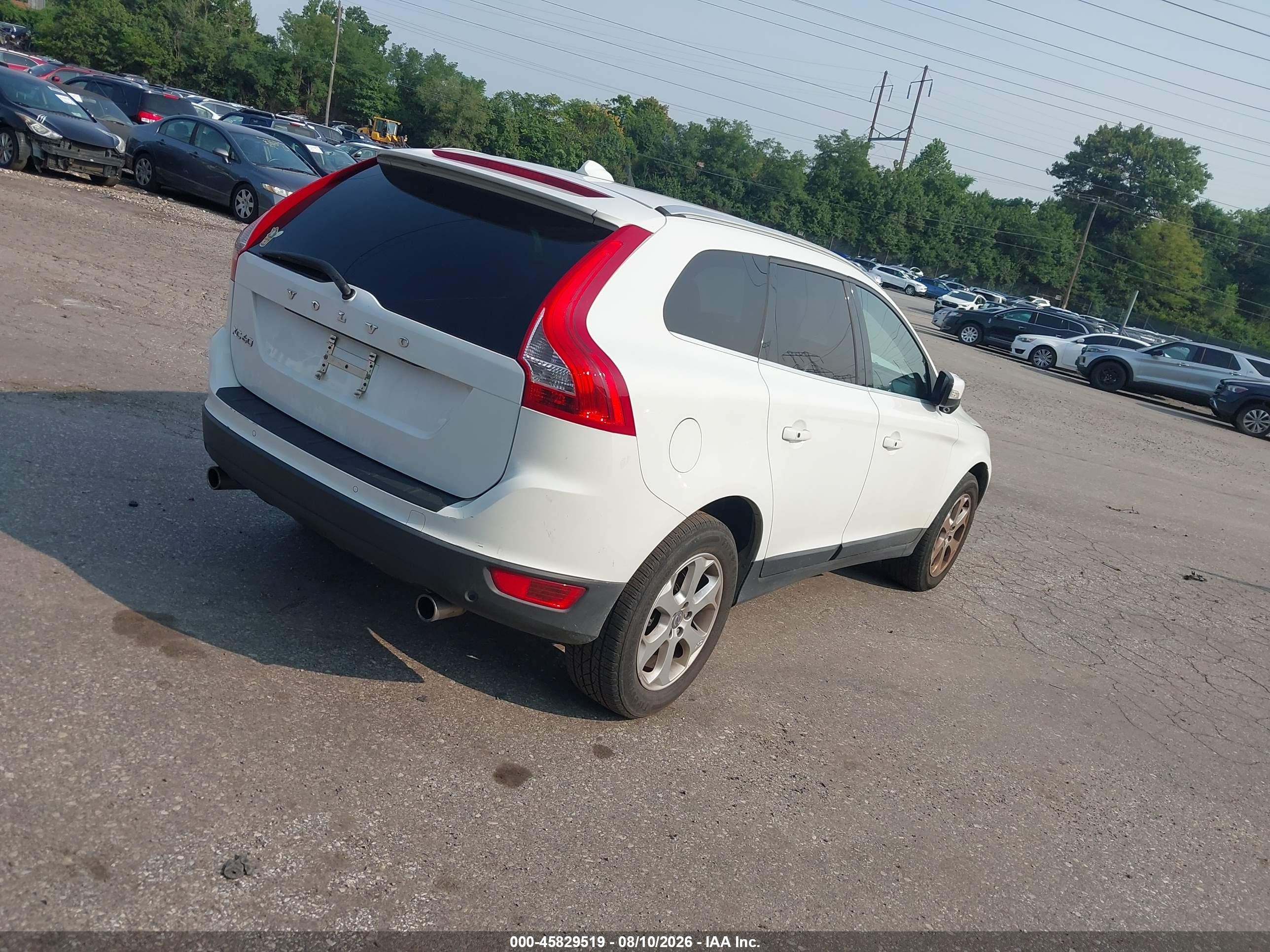 2013 Volvo Xc60 3.2 Premier White vin: YV4952DL0D2372132
