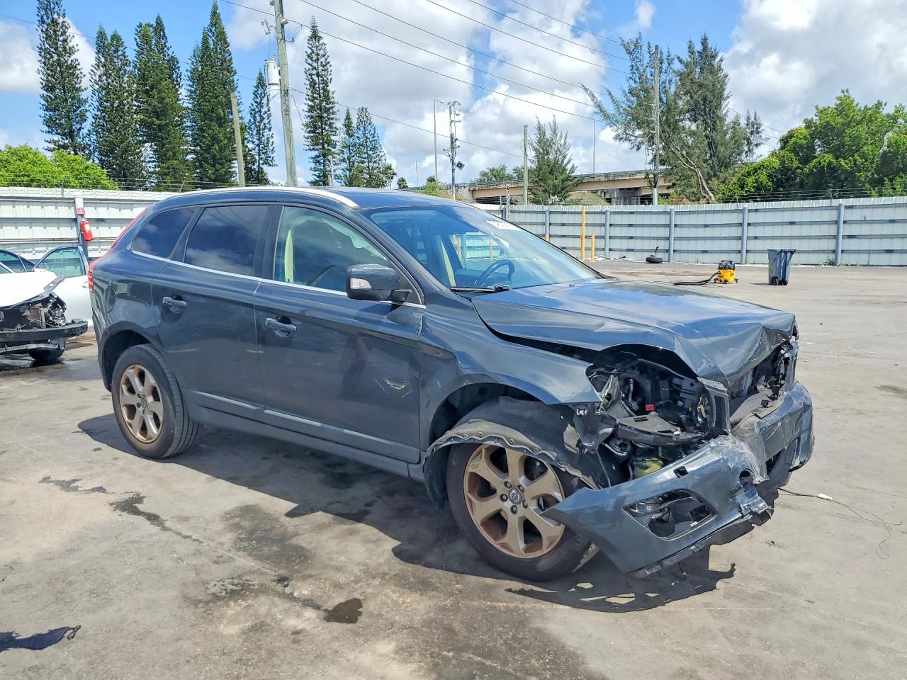 2013 Volvo Xc60 3.2 Charcoal vin: YV4952DL0D2403623
