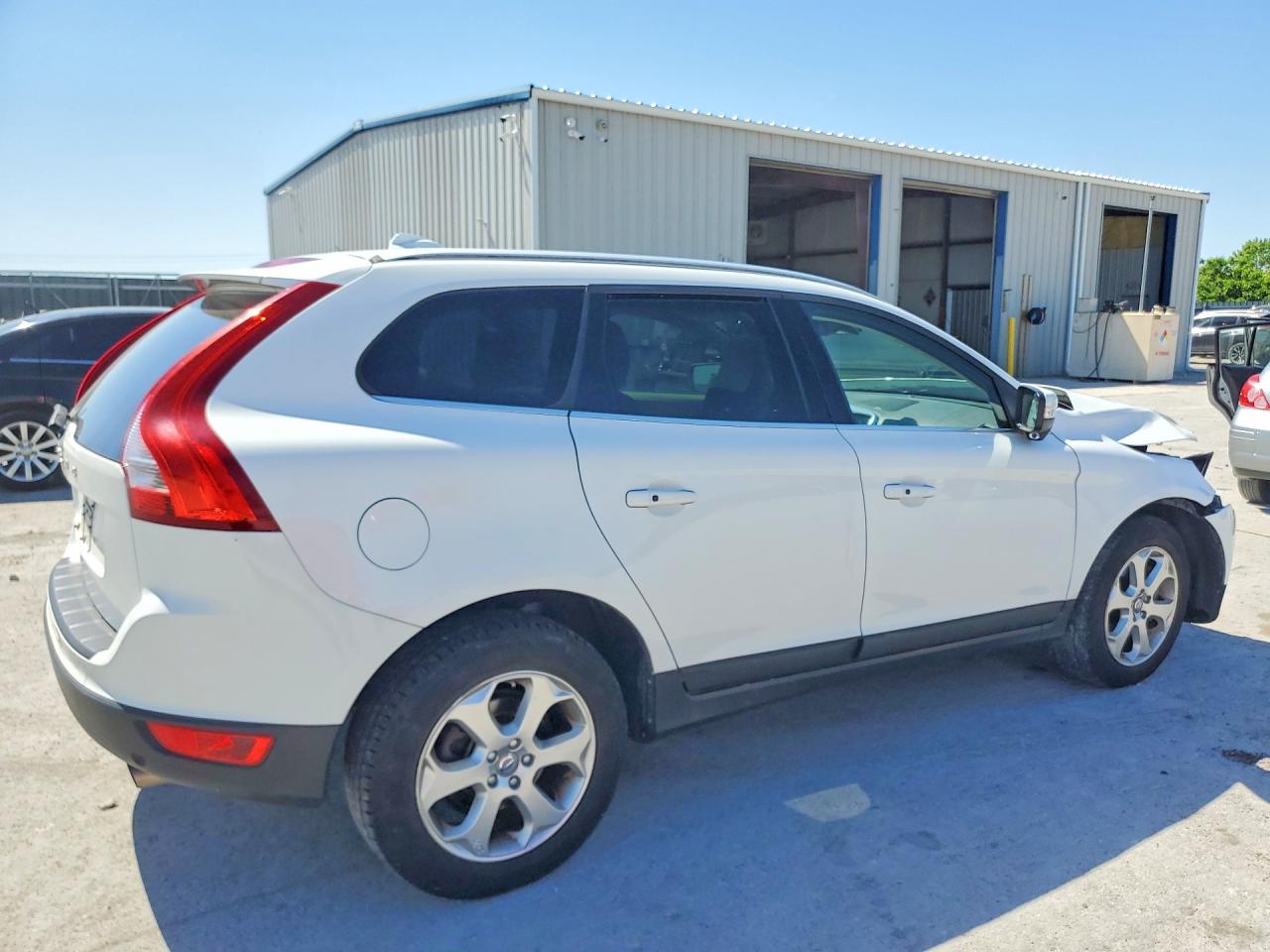 2012 Volvo Xc60 3.2 White vin: YV4952DL1C2283989
