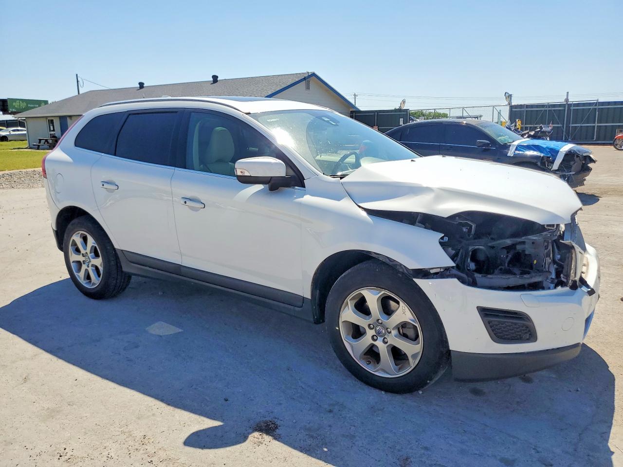 2012 Volvo Xc60 3.2 White vin: YV4952DL1C2283989