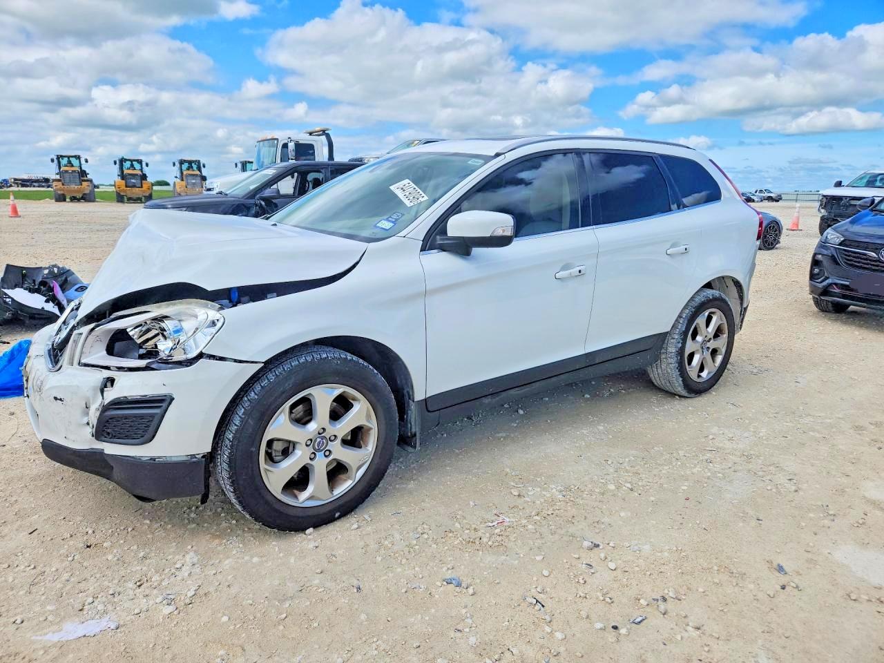 2012 Volvo Xc60 3.2 White vin: YV4952DL1C2329952