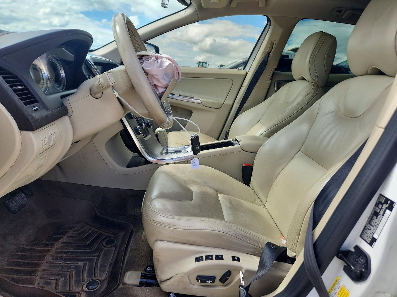 2012 Volvo Xc60 3.2 White vin: YV4952DL1C2329952