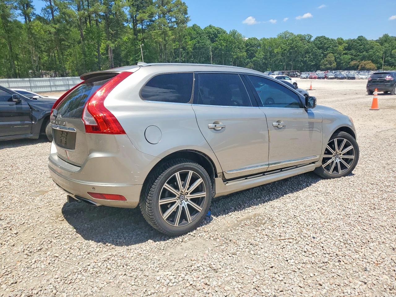 2014 Volvo Xc60 3.2 Silver vin: YV4952DL1E2553533
