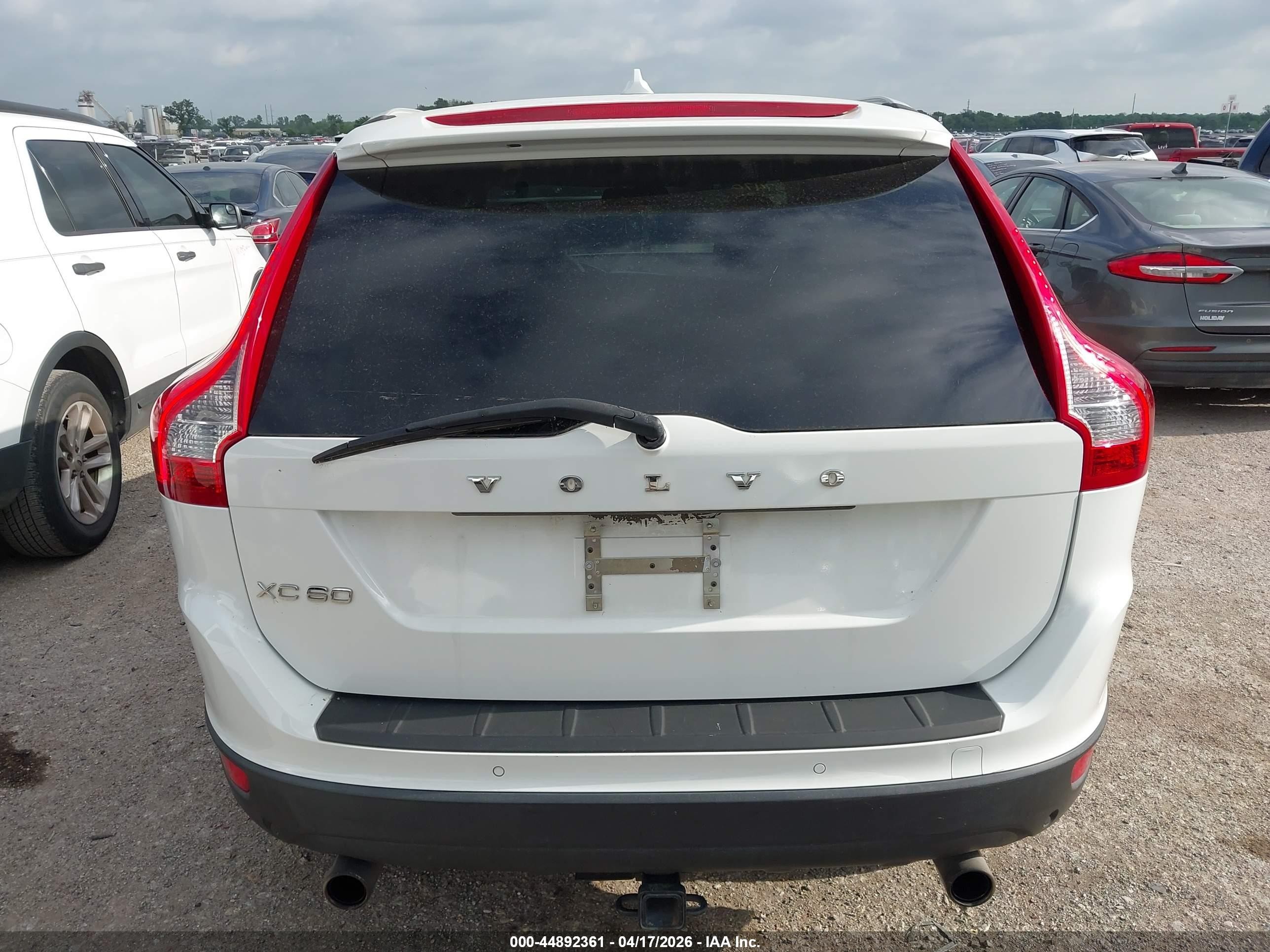 2012 Volvo Xc60 3.2 Premier White vin: YV4952DL2C2265968