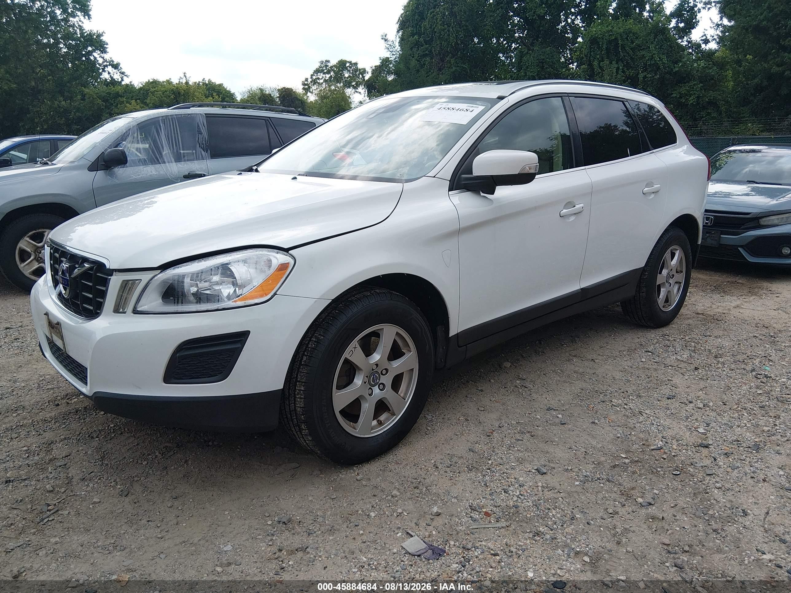 2011 Volvo Xc60 3.2 White vin: YV4952DL3B2183312