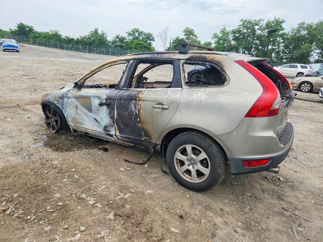 2012 Volvo Xc60 3.2 Tan vin: YV4952DL3C2311615