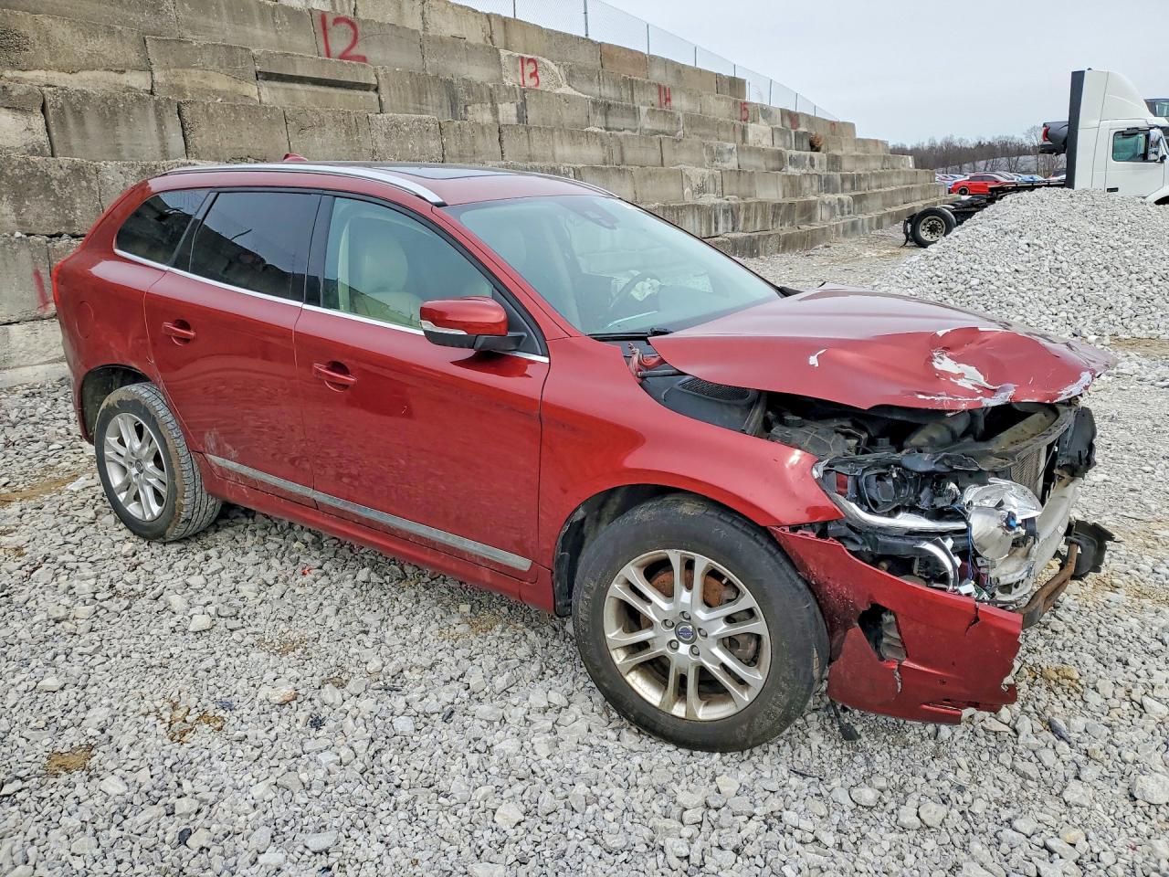 2014 Volvo Xc60 3.2 Red vin: YV4952DL3E2520193