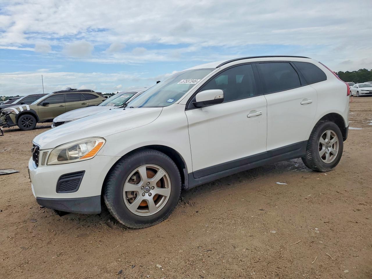 2011 Volvo Xc60 3.2 White vin: YV4952DL4B2147998