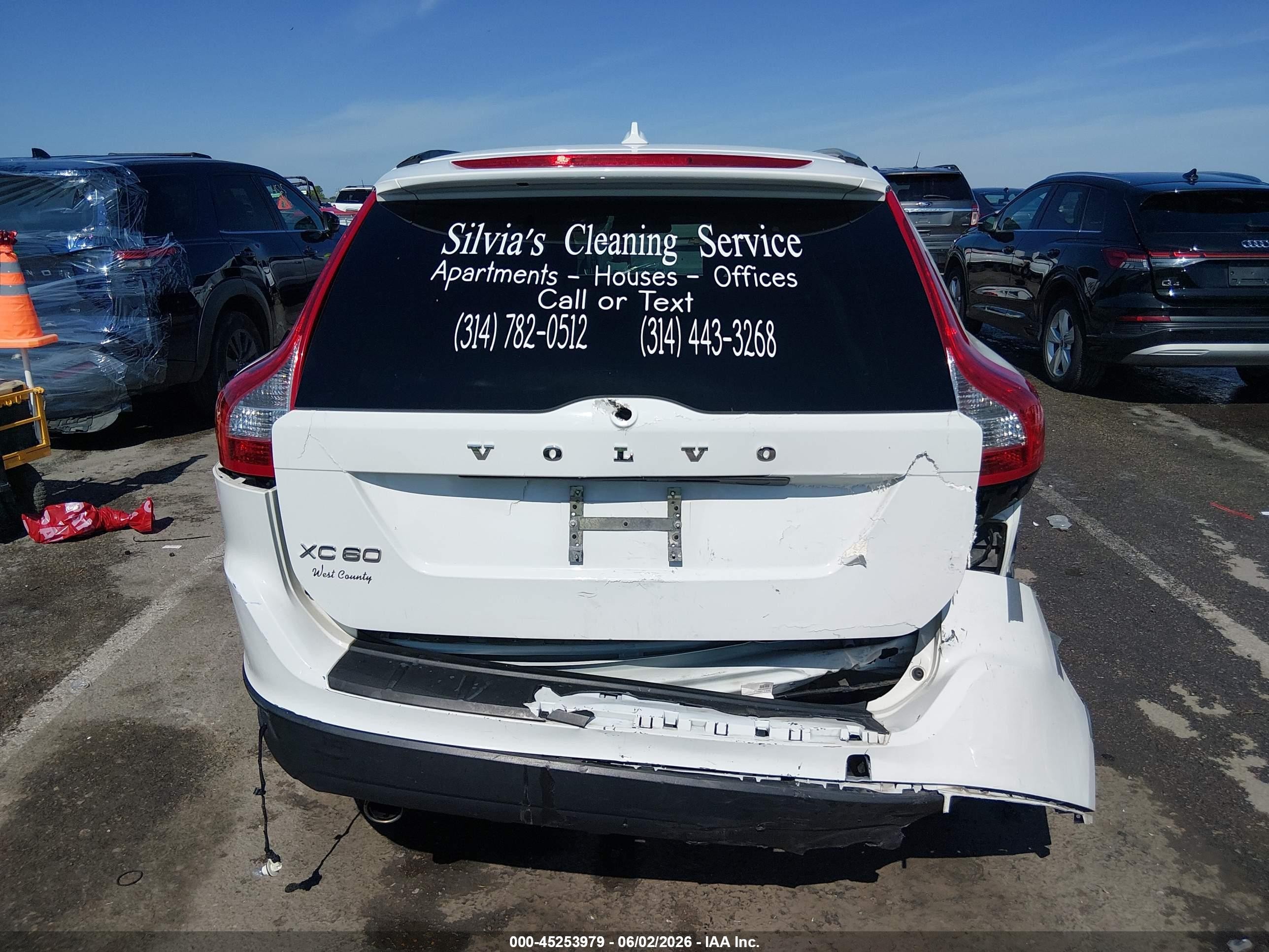 2012 Volvo Xc60 3.2/3.2 Platinum/3.2 Premier/3.2l Premier Plus White vin: YV4952DL4C2335227