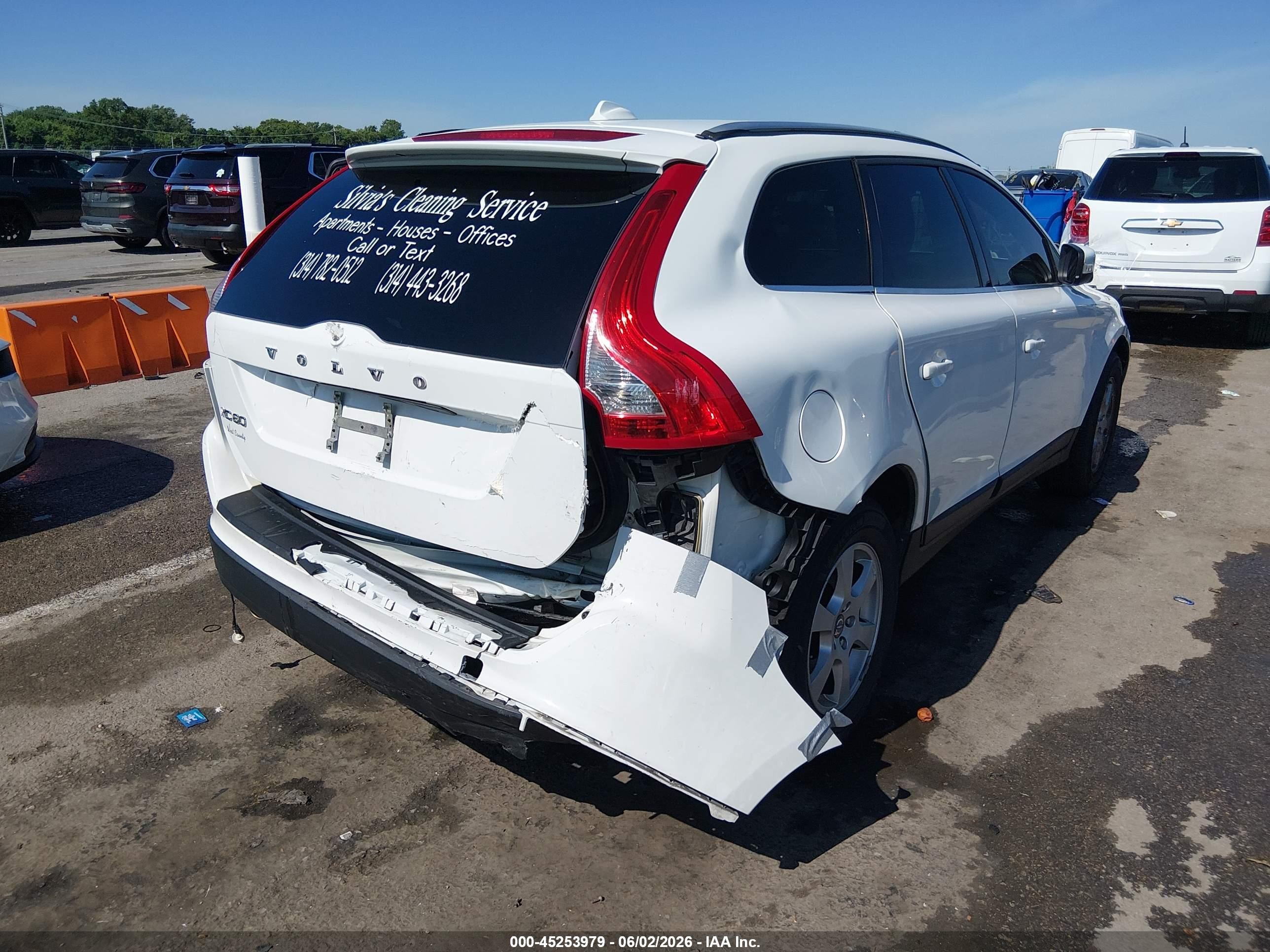 2012 Volvo Xc60 3.2/3.2 Platinum/3.2 Premier/3.2l Premier Plus White vin: YV4952DL4C2335227