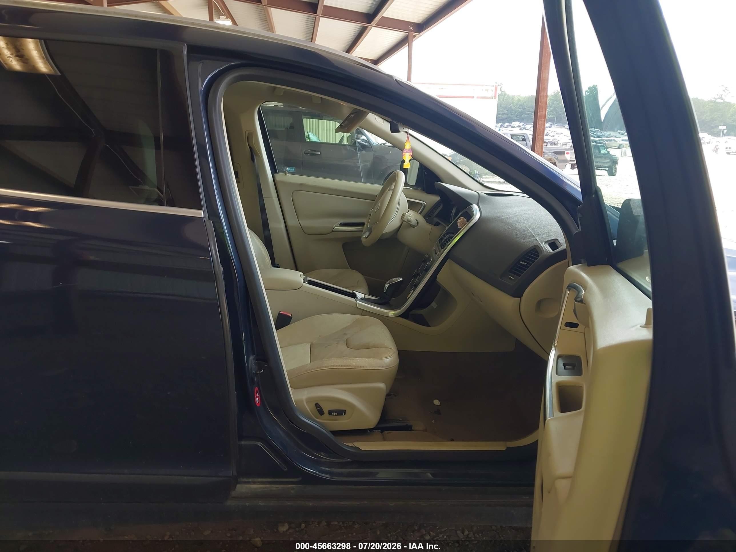 2013 Volvo Xc60 3.2 Premier Blue vin: YV4952DL4D2390584