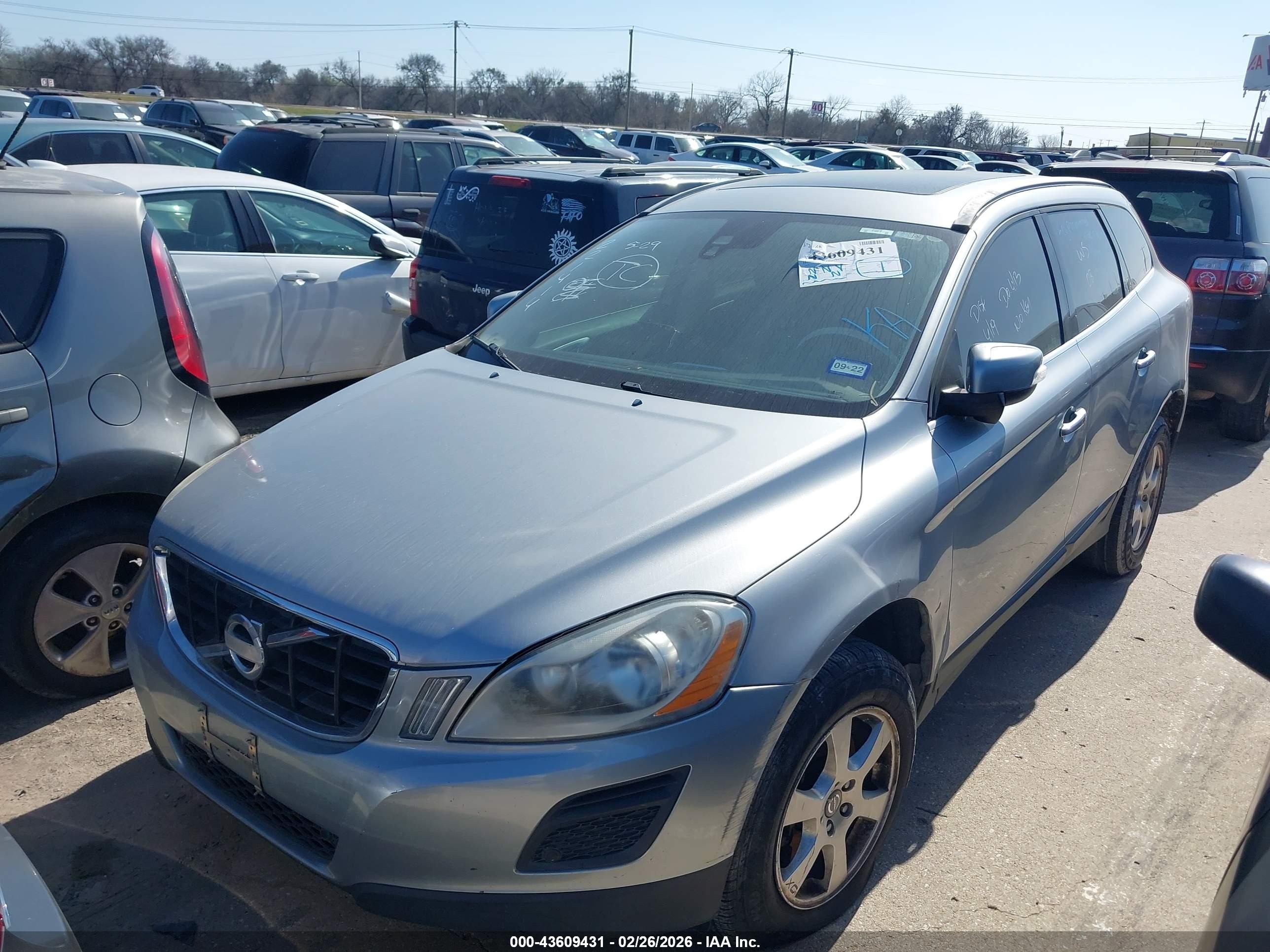 2011 Volvo Xc60 3.2/3.2 R-design Синий vin: YV4952DL5B2221414