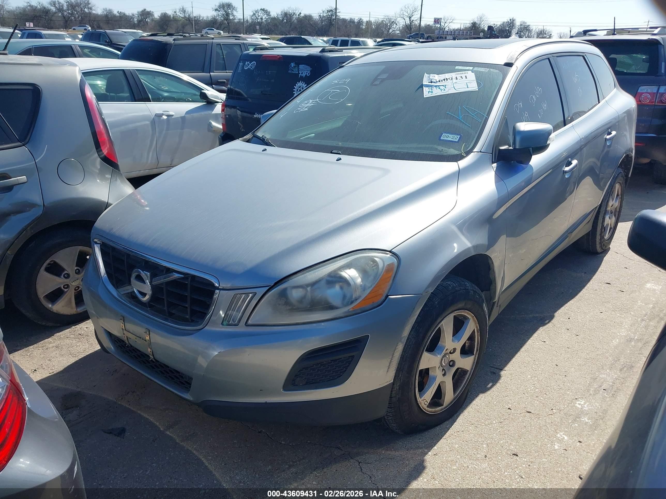 2011 Volvo Xc60 3.2/3.2 R-design Синий vin: YV4952DL5B2221414